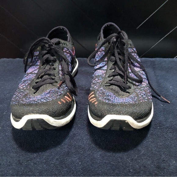 Women’s Under Armour Threadborne Shoes Size 9 - Picture 3 of 8